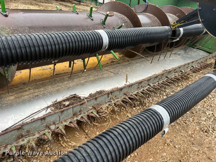 image for item DL4345 John Deere 915  rigid head