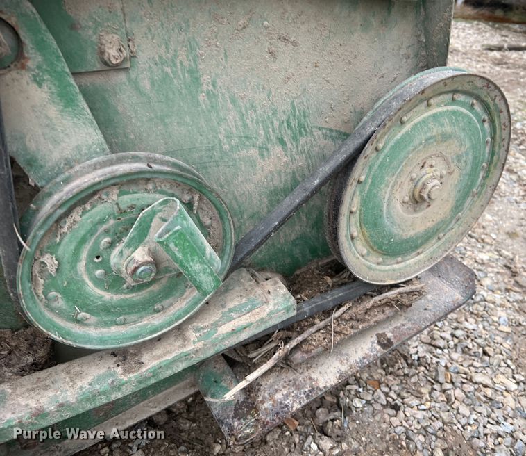 image for item DL4345 John Deere 915  rigid head