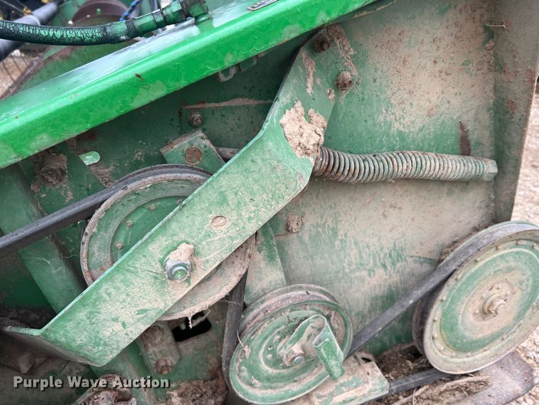 image for item DL4345 John Deere 915  rigid head