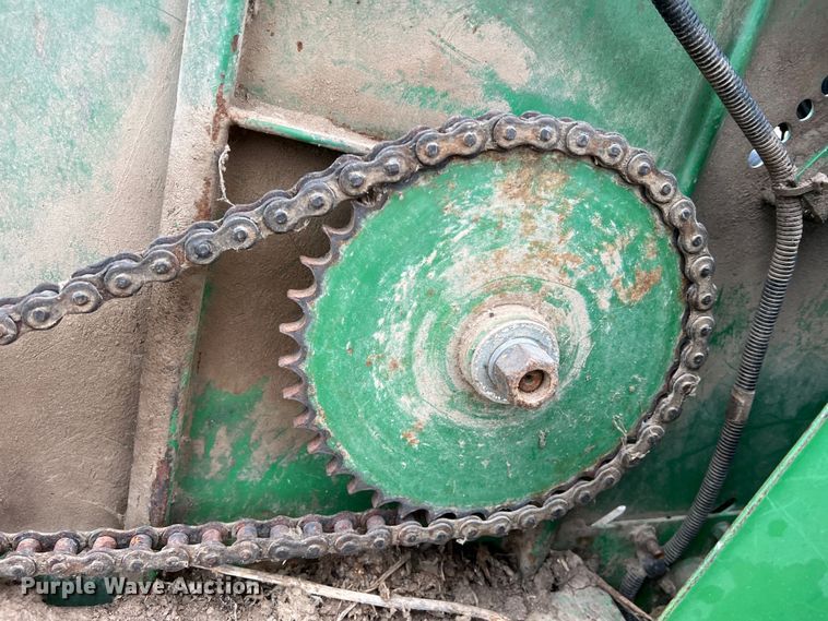 image for item DL4345 John Deere 915  rigid head