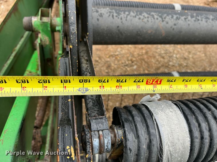 image for item DL4345 John Deere 915  rigid head