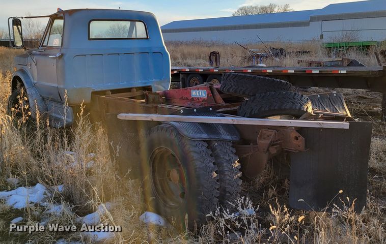 image for item DM8208 1968 Chevrolet C50  truck cab and chassis