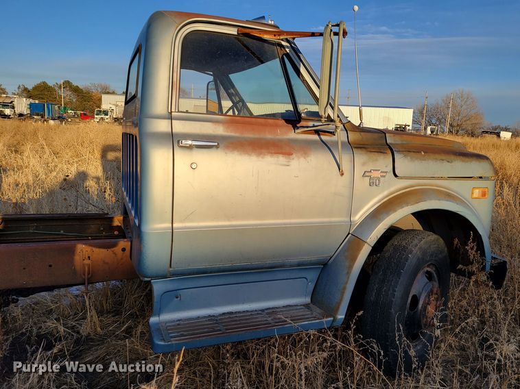 image for item DM8208 1968 Chevrolet C50  truck cab and chassis