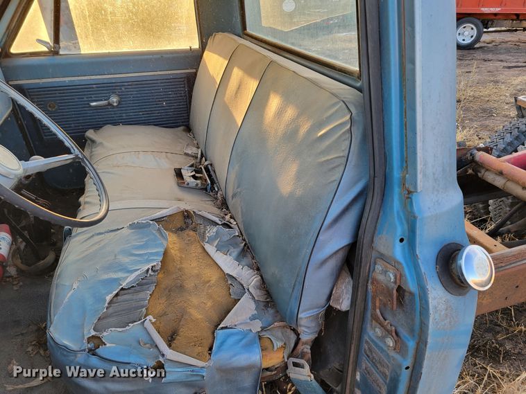 image for item DM8208 1968 Chevrolet C50  truck cab and chassis