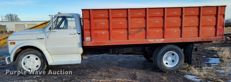 image for item DM8211 1971 Chevrolet C50  grain truck