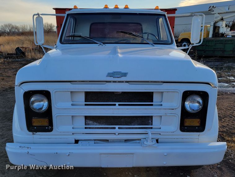 image for item DM8211 1971 Chevrolet C50  grain truck