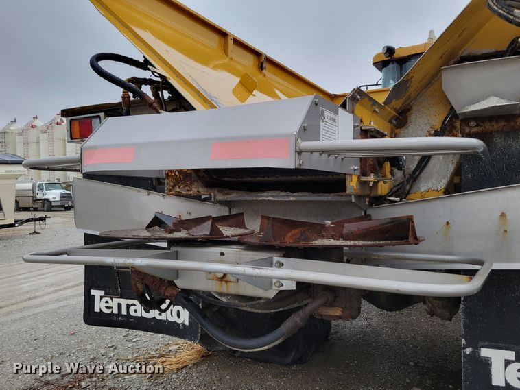 image for item DM8219 Ag-Chem TerraGator 8400  spreader