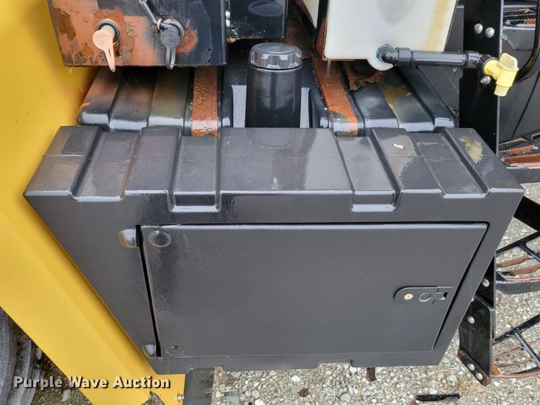 image for item DM8219 Ag-Chem TerraGator 8400  spreader