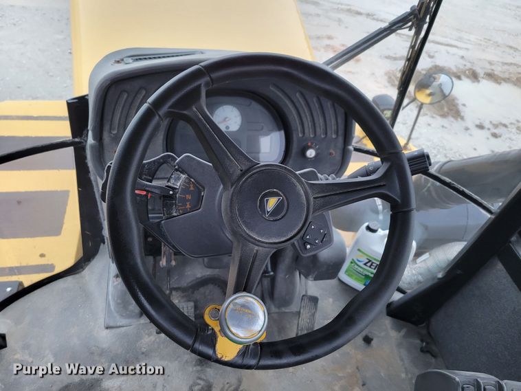 image for item DM8219 Ag-Chem TerraGator 8400  spreader