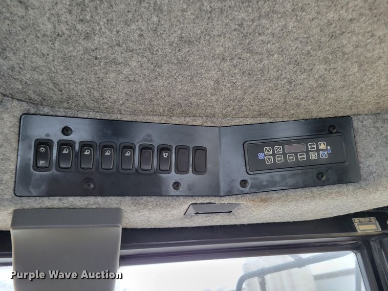 image for item DM8219 Ag-Chem TerraGator 8400  spreader