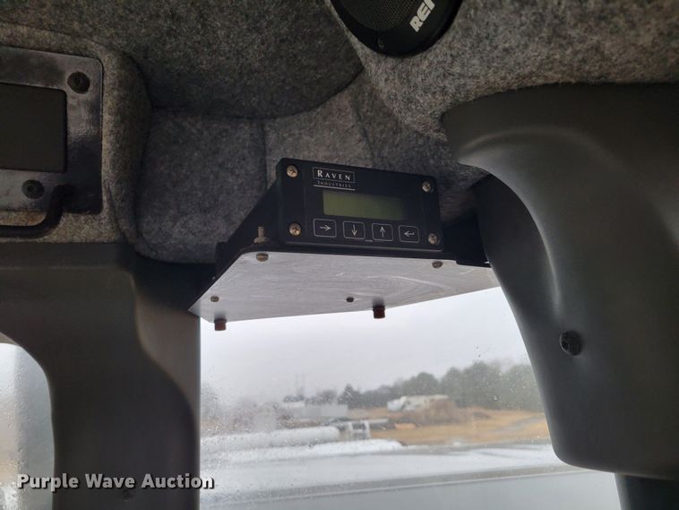 image for item DM8219 Ag-Chem TerraGator 8400  spreader