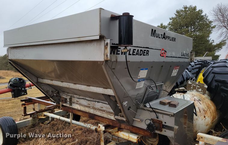 image for item DM8219 Ag-Chem TerraGator 8400  spreader