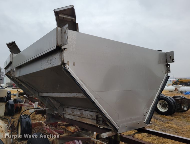 image for item DM8219 Ag-Chem TerraGator 8400  spreader