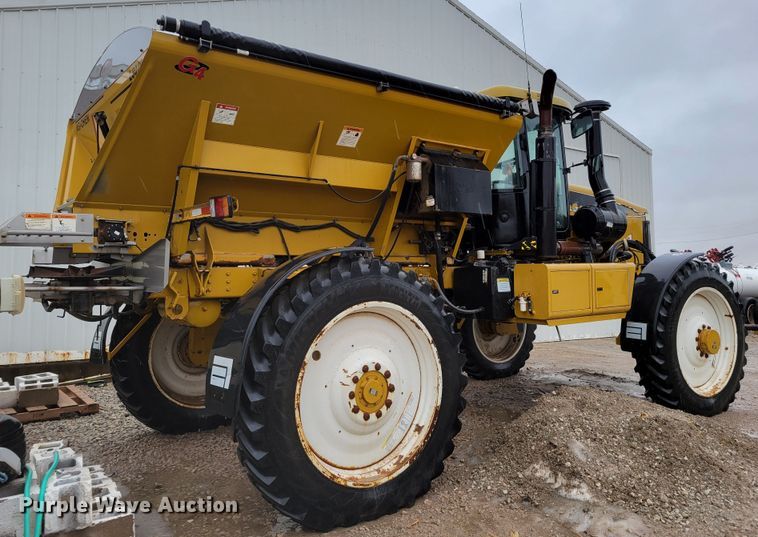 image for item DM8221 2009 Ag-Chem RoGator 1286C  spreader