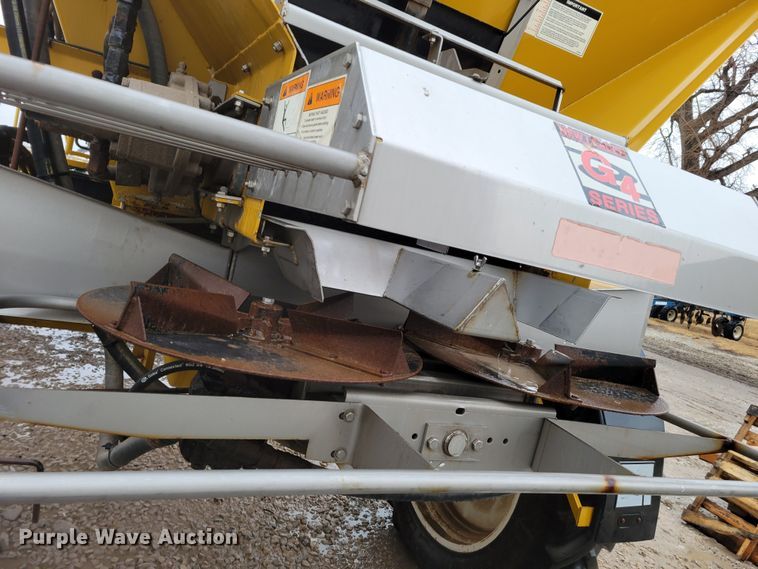 image for item DM8221 2009 Ag-Chem RoGator 1286C  spreader