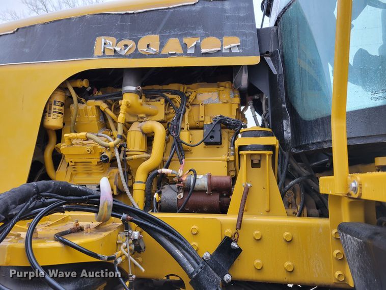 image for item DM8221 2009 Ag-Chem RoGator 1286C  spreader