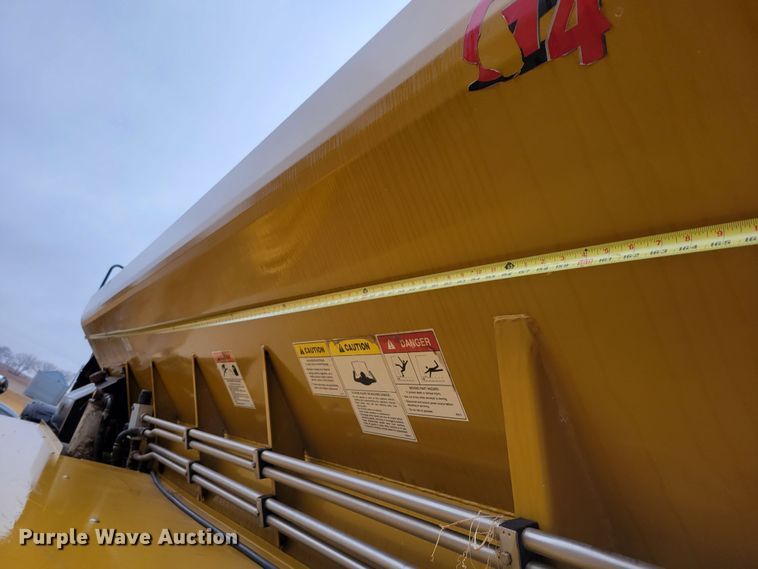 image for item DM8222 Ag-Chem TerraGator 8204  spreader