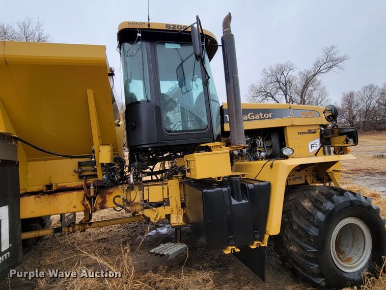 image for item DM8222 Ag-Chem TerraGator 8204  spreader