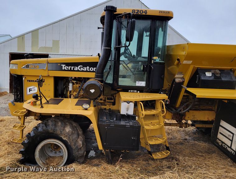 image for item DM8222 Ag-Chem TerraGator 8204  spreader