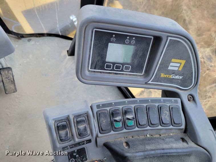 image for item DM8222 Ag-Chem TerraGator 8204  spreader