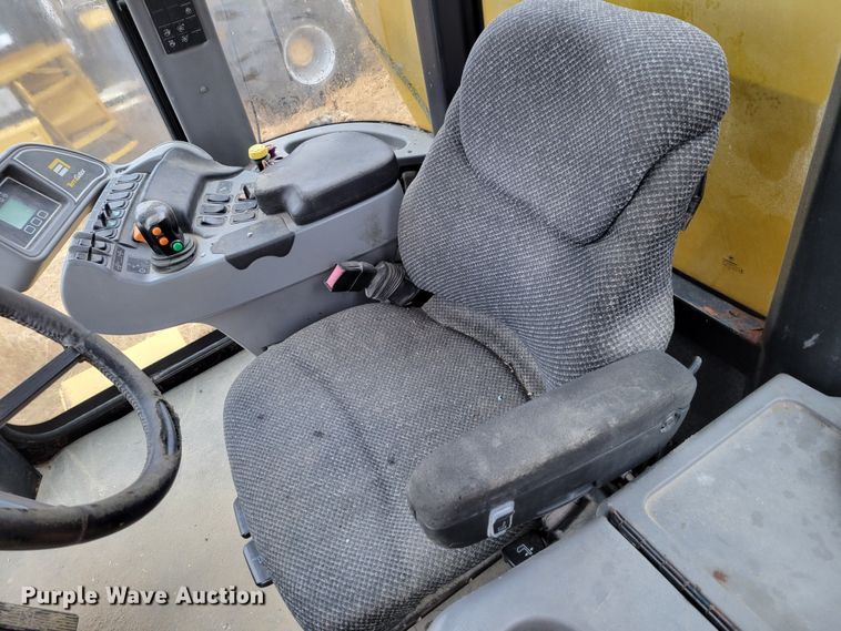 image for item DM8222 Ag-Chem TerraGator 8204  spreader