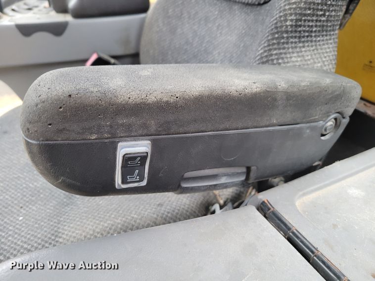 image for item DM8222 Ag-Chem TerraGator 8204  spreader