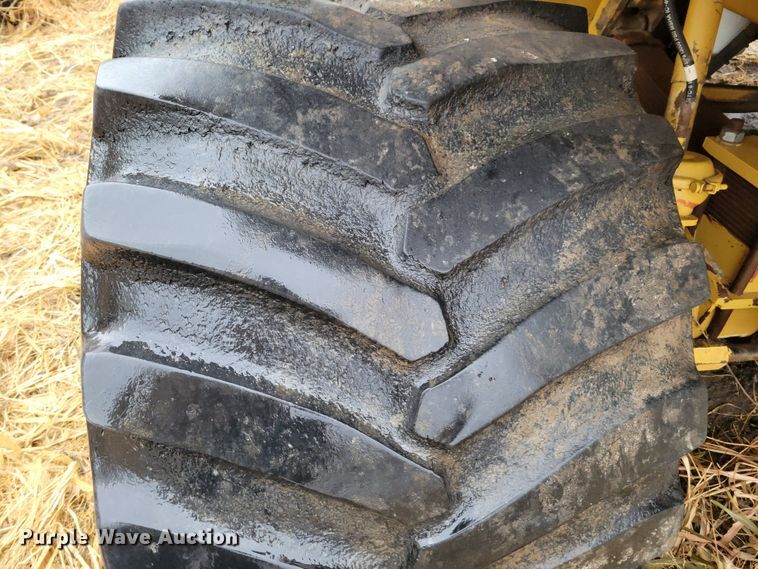 image for item DM8222 Ag-Chem TerraGator 8204  spreader