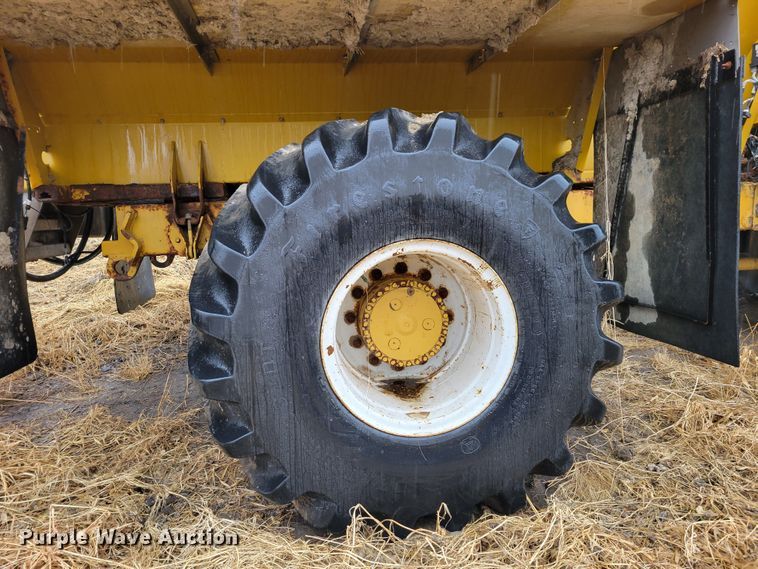 image for item DM8222 Ag-Chem TerraGator 8204  spreader