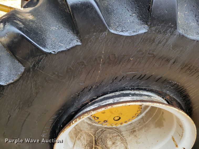 image for item DM8222 Ag-Chem TerraGator 8204  spreader