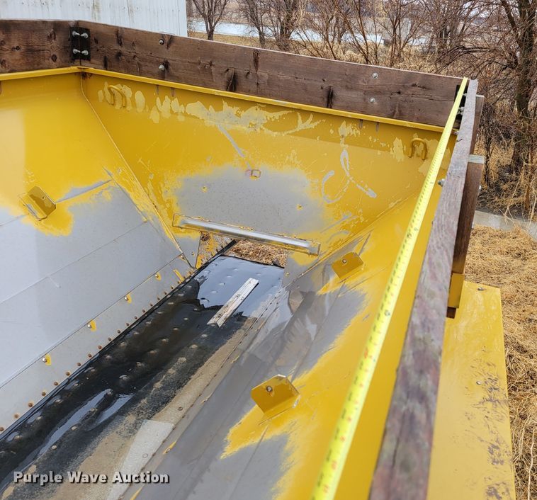 image for item DM8223 Ag-Chem TerraGator 8104  spreader