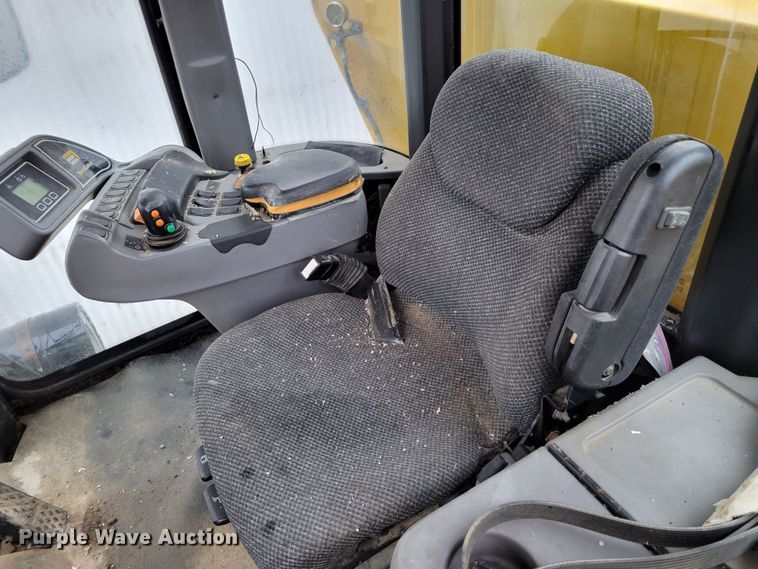 image for item DM8223 Ag-Chem TerraGator 8104  spreader