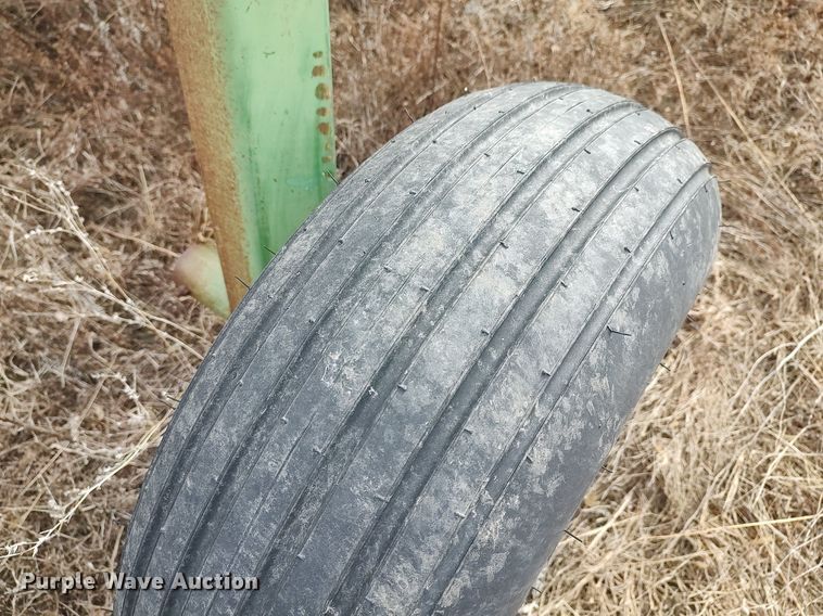 image for item DO3745 John Deere 210  disk