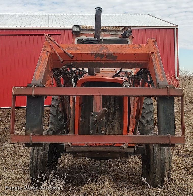 image for item DO3749 Allis Chalmers 7030  tractor