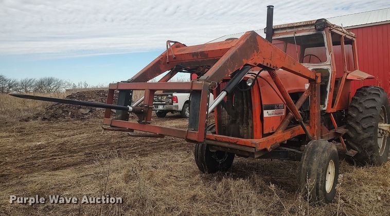 image for item DO3749 Allis Chalmers 7030  tractor