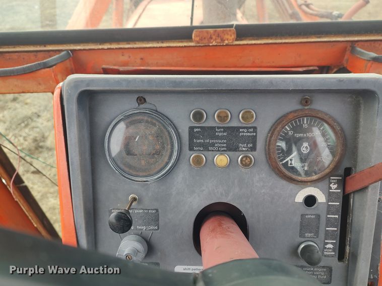 image for item DO3749 Allis Chalmers 7030  tractor