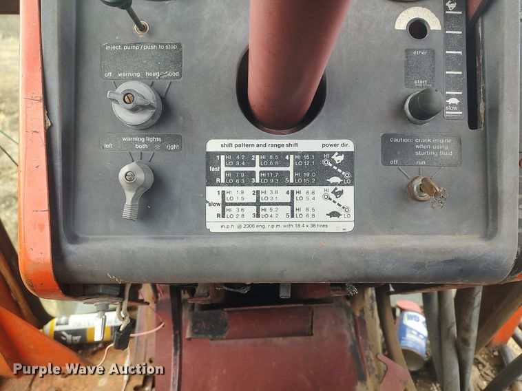 image for item DO3749 Allis Chalmers 7030  tractor