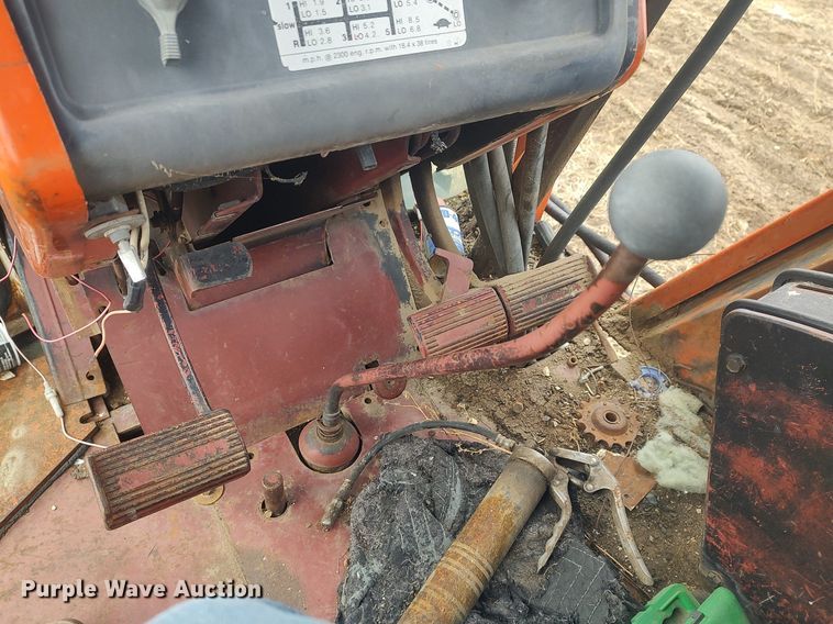 image for item DO3749 Allis Chalmers 7030  tractor