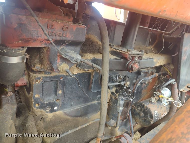 image for item DO3749 Allis Chalmers 7030  tractor