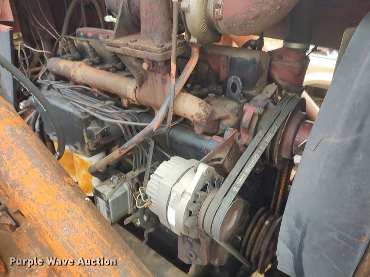 image for item DO3749 Allis Chalmers 7030  tractor