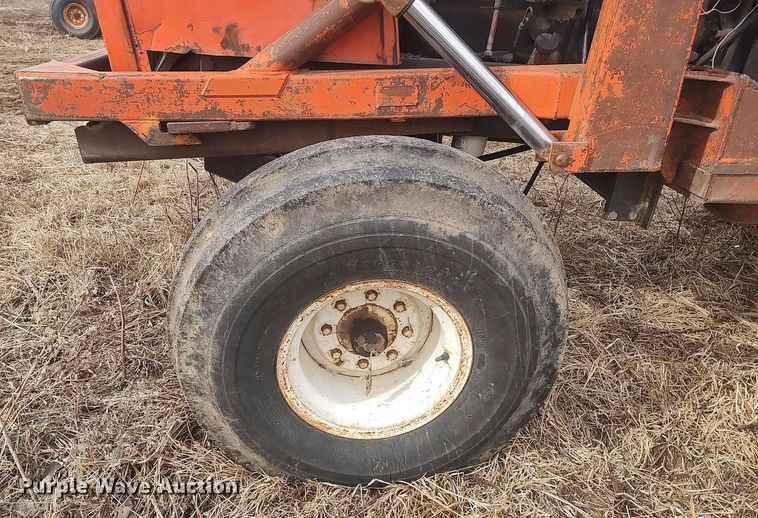 image for item DO3749 Allis Chalmers 7030  tractor