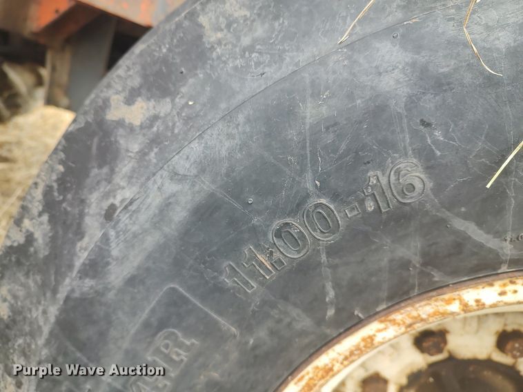 image for item DO3749 Allis Chalmers 7030  tractor