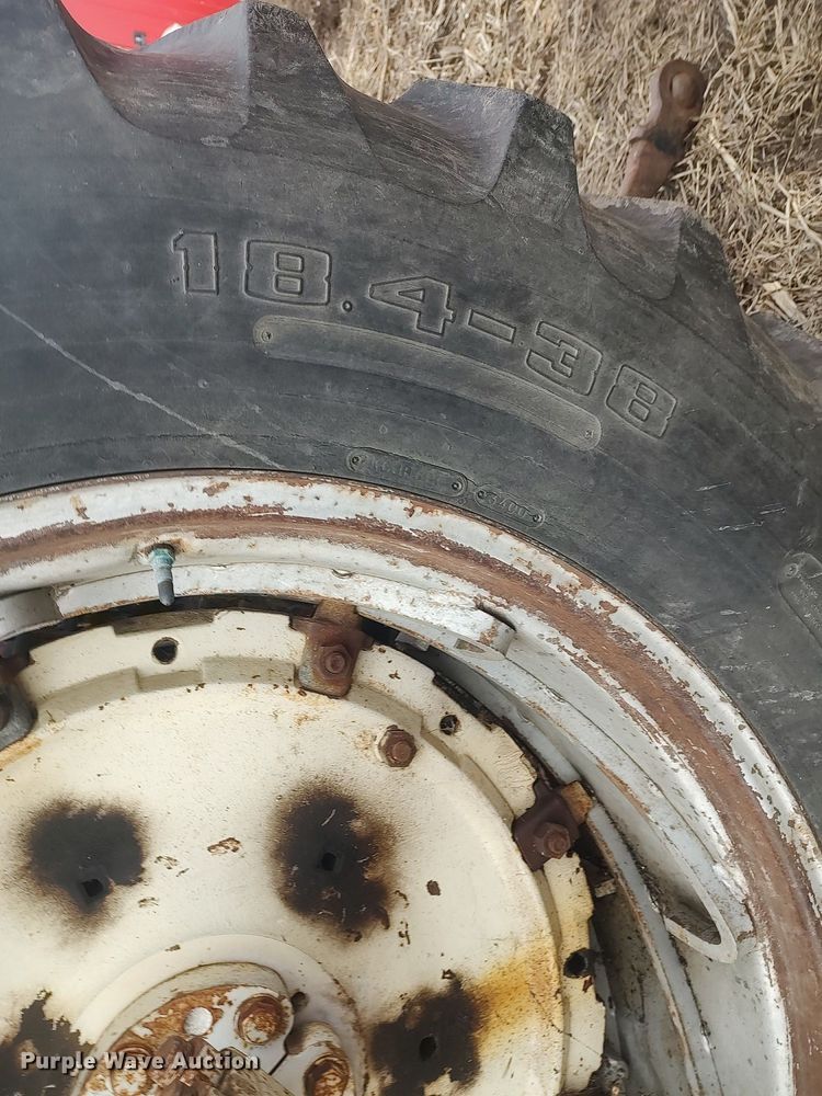 image for item DO3749 Allis Chalmers 7030  tractor