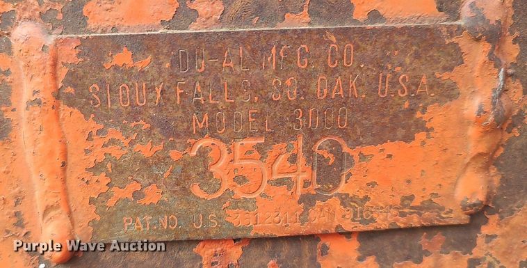 image for item DO3749 Allis Chalmers 7030  tractor