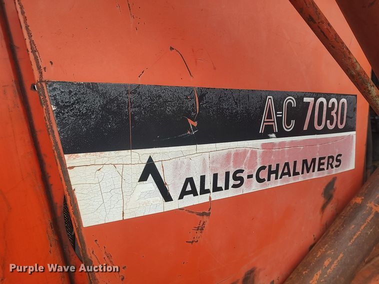 image for item DO3749 Allis Chalmers 7030  tractor