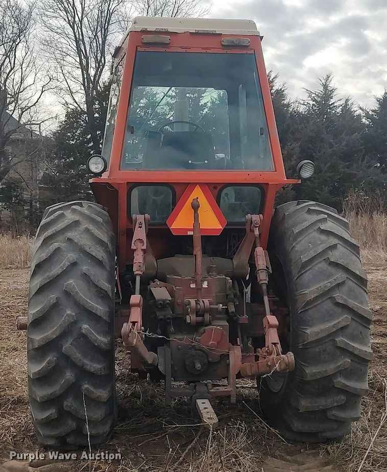 image for item DO3750 Allis Chalmers 7030  tractor