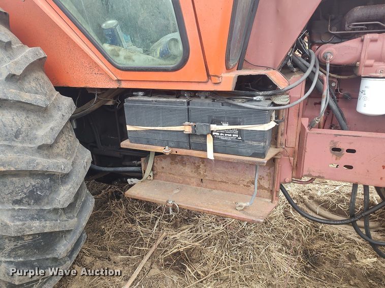 image for item DO3750 Allis Chalmers 7030  tractor