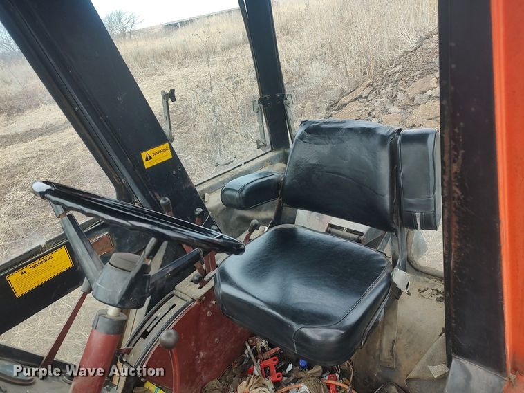 image for item DO3750 Allis Chalmers 7030  tractor