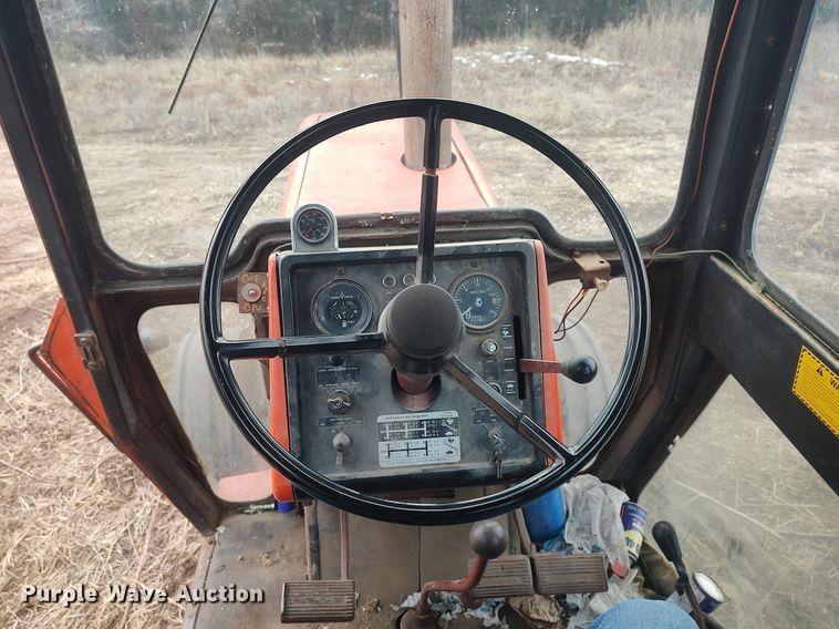 image for item DO3750 Allis Chalmers 7030  tractor