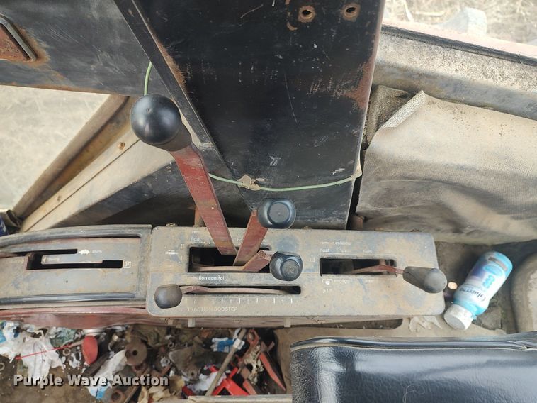 image for item DO3750 Allis Chalmers 7030  tractor