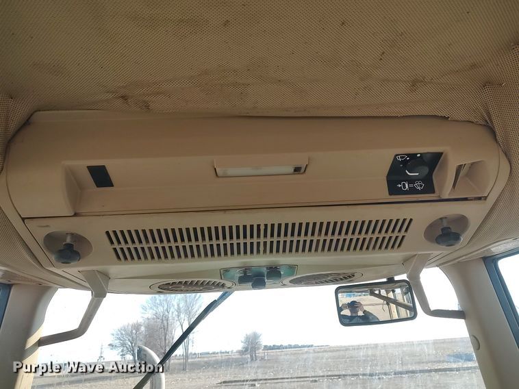 image for item DO3772 John Deere 6405  MFWD tractor